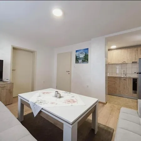Apartment Novus Hill Pale